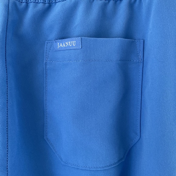 Jaanuu Medium 7-Pocket Scrub Pant Ceil Blue - Picture 10 of 11